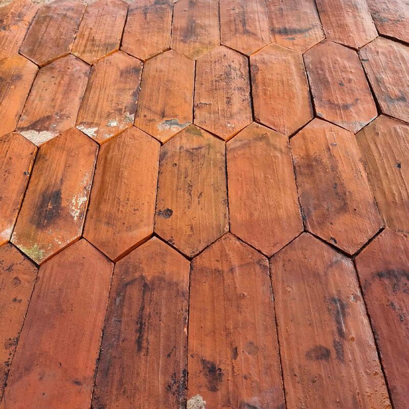 Dachsteinbodenfliese Gotische Spitzbiber