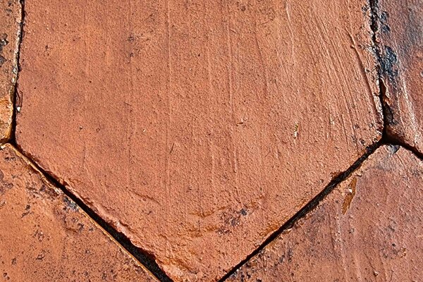 Ziegelfliesenmanufaktur | Historische Terracotta Fliesen | Jeder Boden ein Unikat