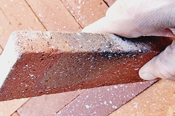 Ziegelfliesenmanufaktur | Backsteinriemchen für die Wand | Backsteintyp: Friedland 25 cm x 7 cm