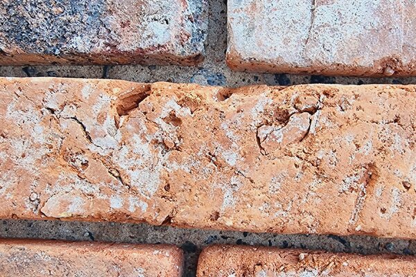 Ziegelfliesenmanufaktur | Ziegelriemchen und Winkelriemchen für die Wand | Backsteintyp Stettin