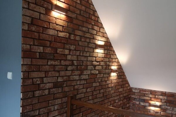 Ziegelfliesenmanufaktur | Ziegelriemchen und Winkelriemchen für die Wand | Backsteintyp Stettin