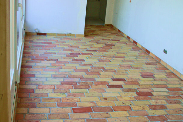 Ziegelfliesenmanufaktur | Ziegelfliesen als Wand- und Bodenfliesen - Beispiele und Referenzen